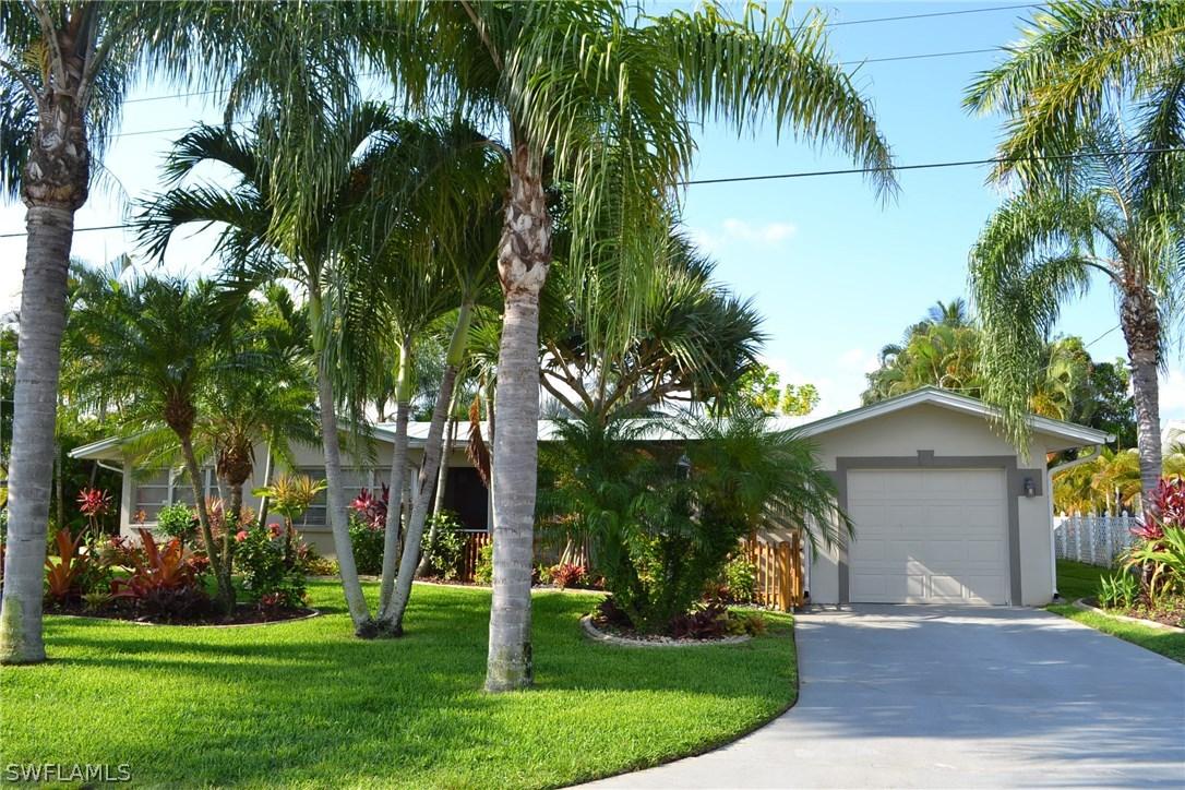 1432 Windsor Ct., Cape Coral, FL 33904