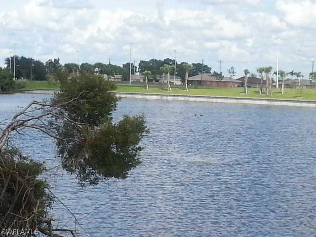 1201 NE 14th Pl., Cape Coral, FL 33909