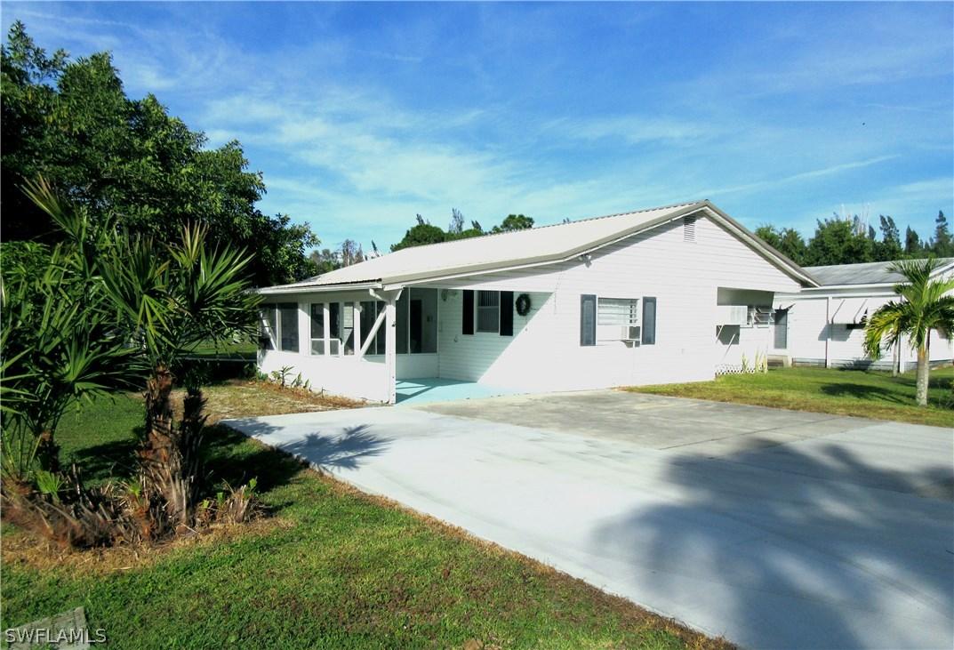 5450 Rainbow Dr., Bokeelia, FL 33922