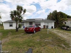 460 Valley Dr., Lehigh Acres, FL 33936