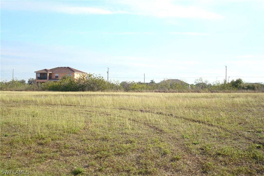 1026 NW 13th Ter., Cape Coral, FL 33993