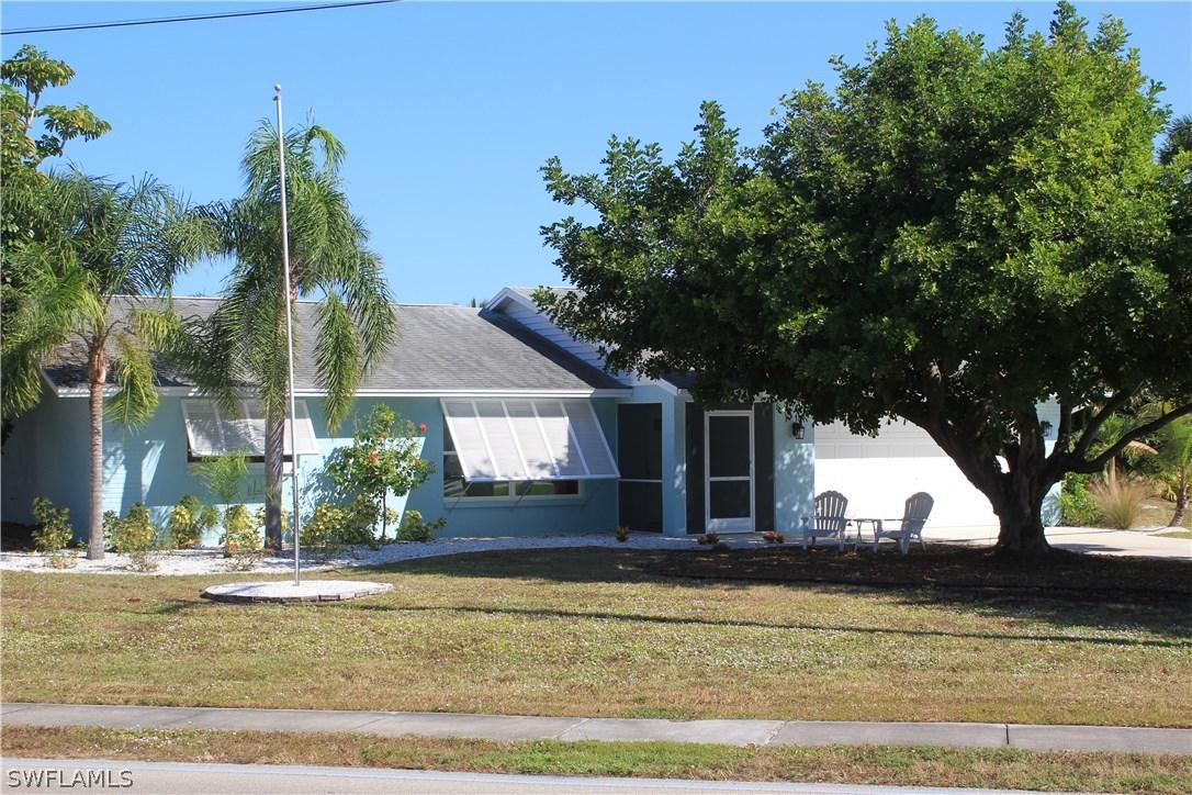 2817 Country Club Blvd., Cape Coral, FL 33904
