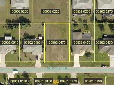 607 SE 27th Ter., Cape Coral, FL 33904