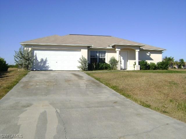 2604 NW 3rd Pl., Cape Coral, FL 33993