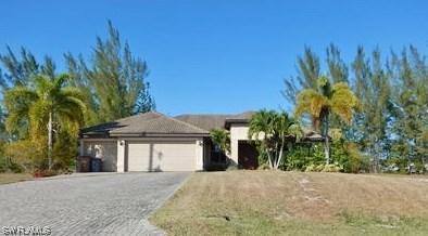 1827 SW 29th Ter., Cape Coral, FL 33914