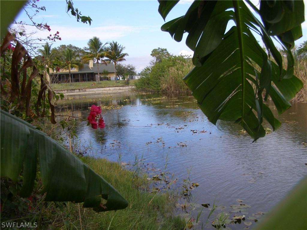 1821 SW 8th Ct., Cape Coral, FL 33991