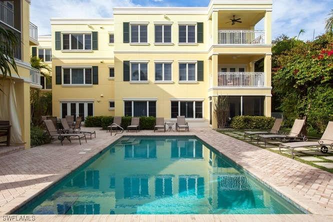 315 3rd St., Naples, FL 34102