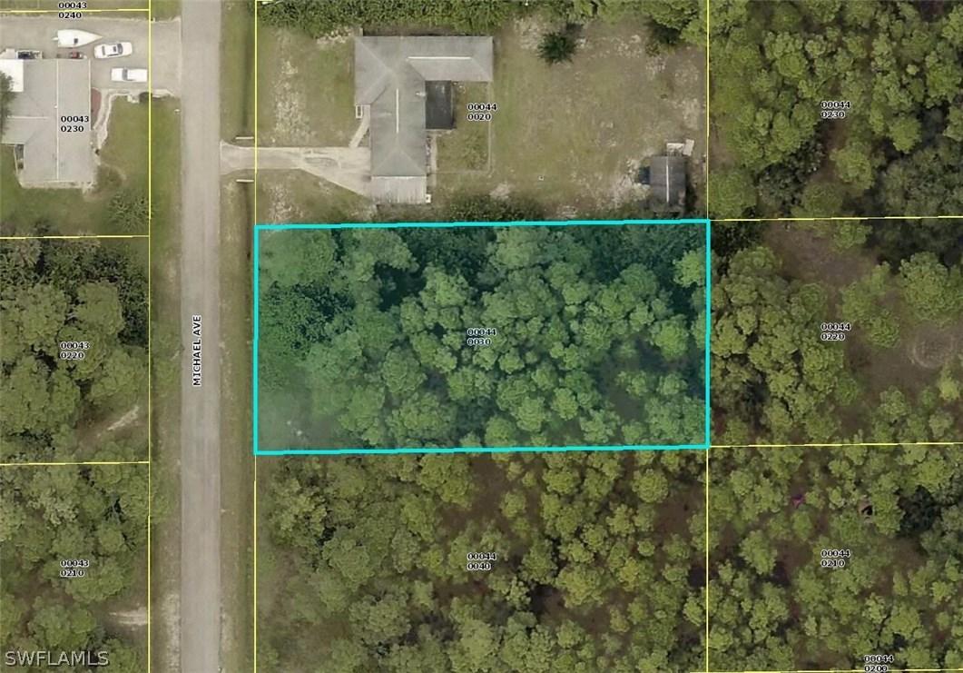 718 Michael Ave., Lehigh Acres, FL 33936