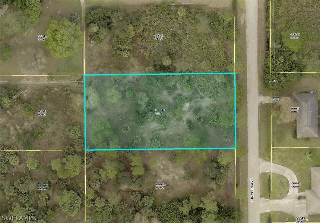 709 Lincoln Ave., Lehigh Acres, FL 33972