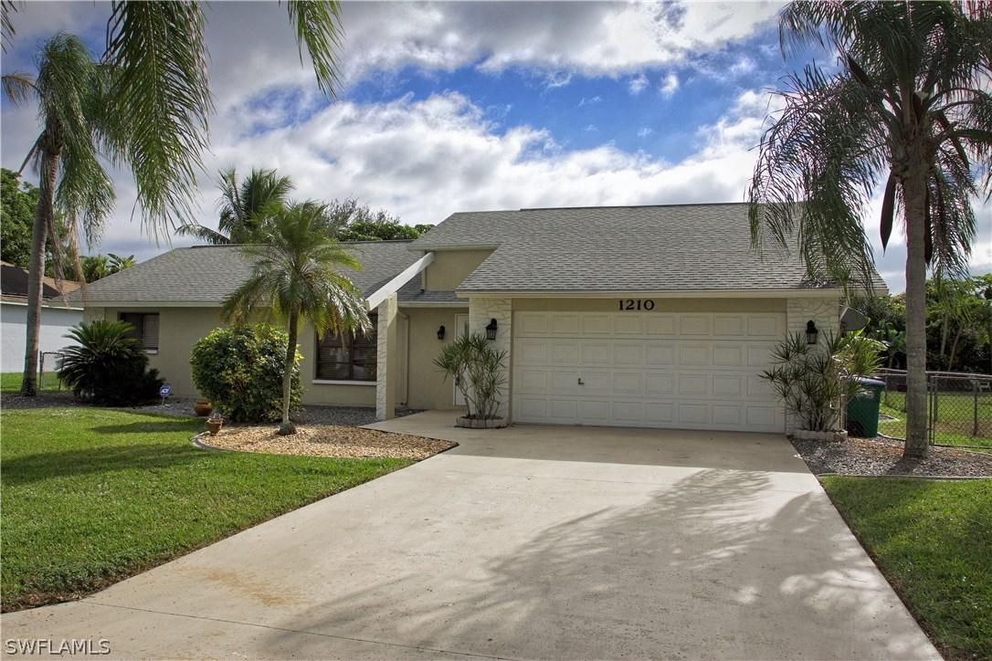 1210 SE 23rd Ter., Cape Coral, FL 33990