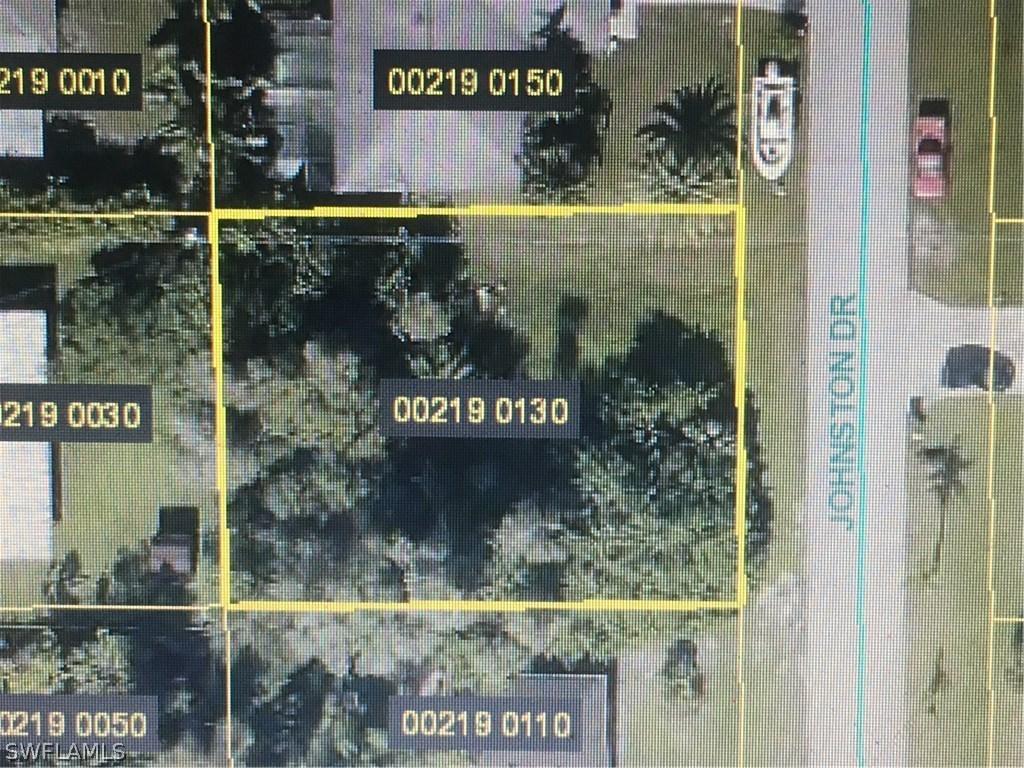 17136 Johnston Dr., Fort Myers, FL 33967