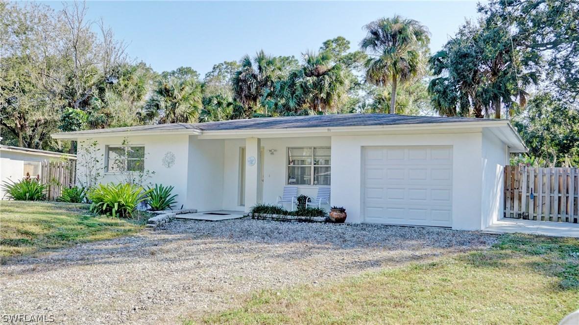1821 Marilyn Dr., North Fort Myers, FL 33917