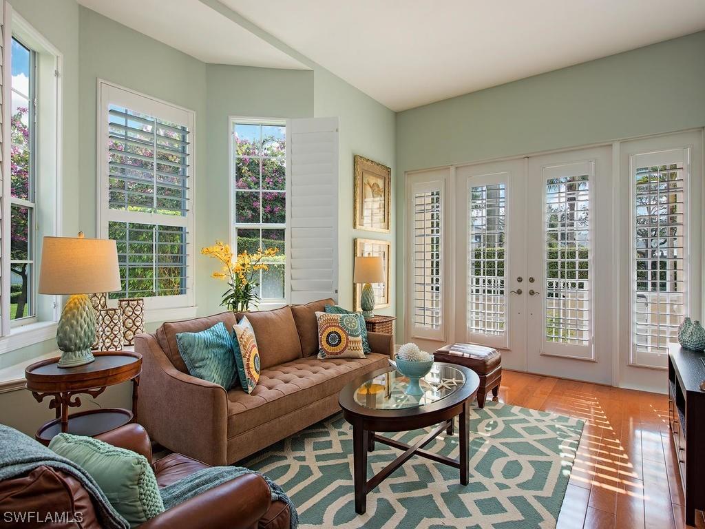 449 8th Ave. #105, Naples, FL 34102