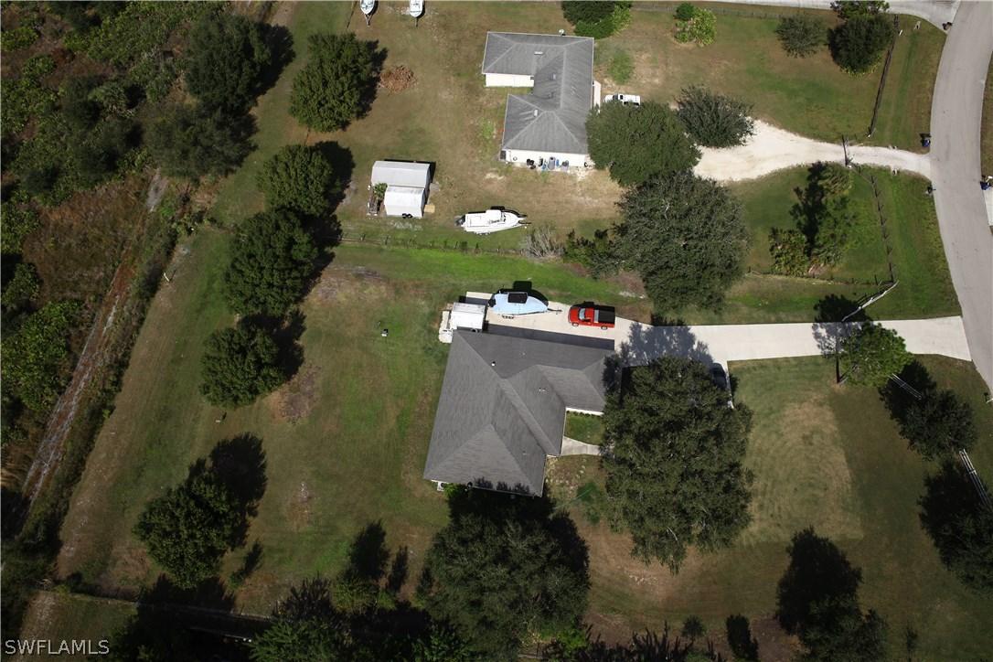 18501 River Estates Ln., Alva, FL 33920