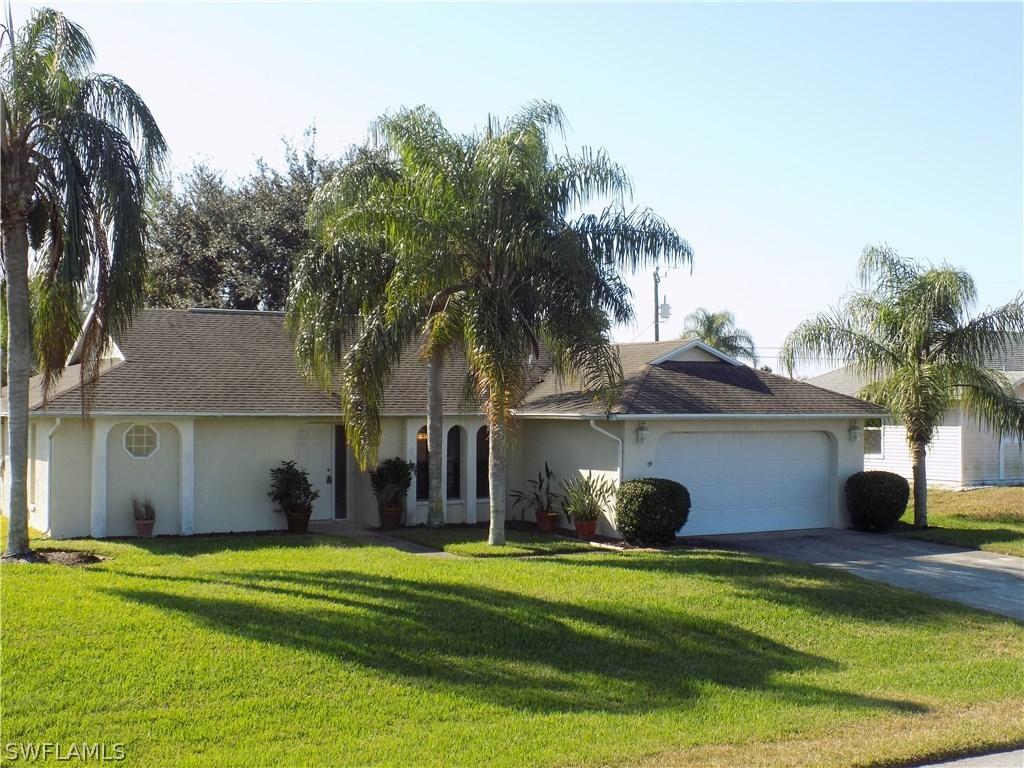 622 SW 25th Ter., Cape Coral, FL 33914