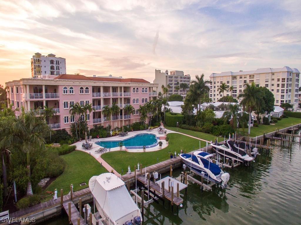 1810 Gulf Shore Blvd. #403, Naples, FL 34102