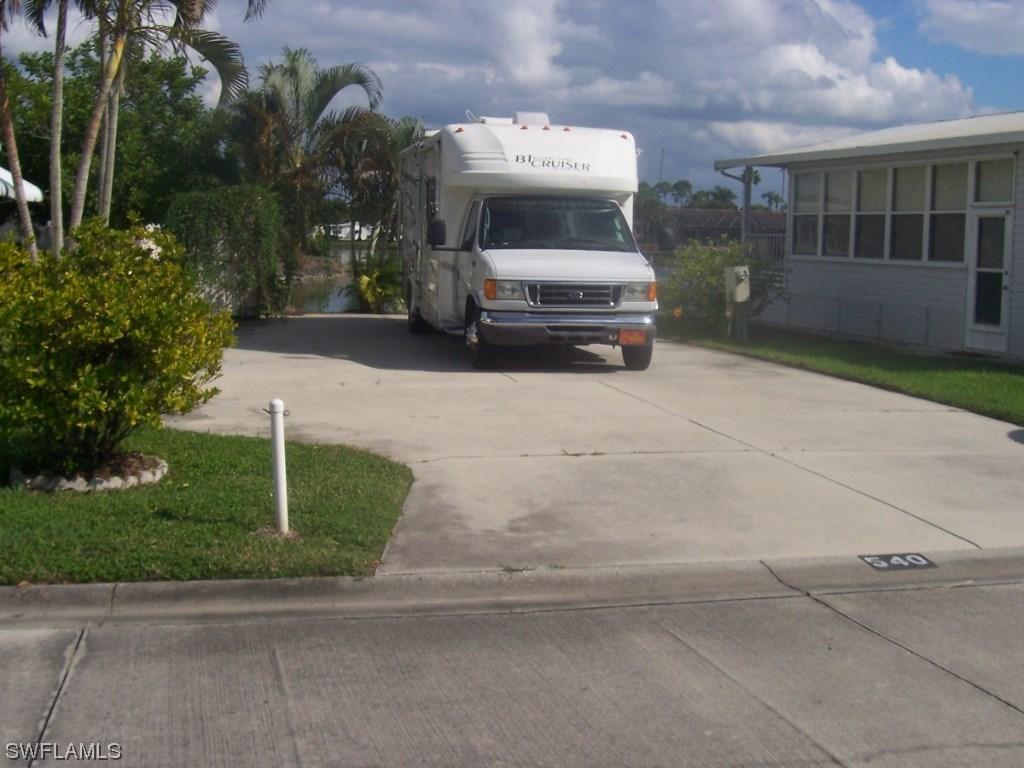540 Cheetah Dr., Naples, FL 34114