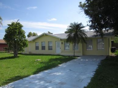 1530 Medford Pl., Lehigh Acres, FL 33936