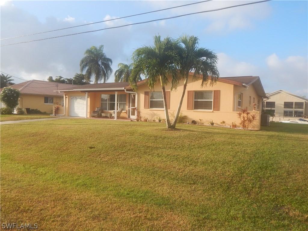 4214 SE 6th Pl., Cape Coral, FL 33904