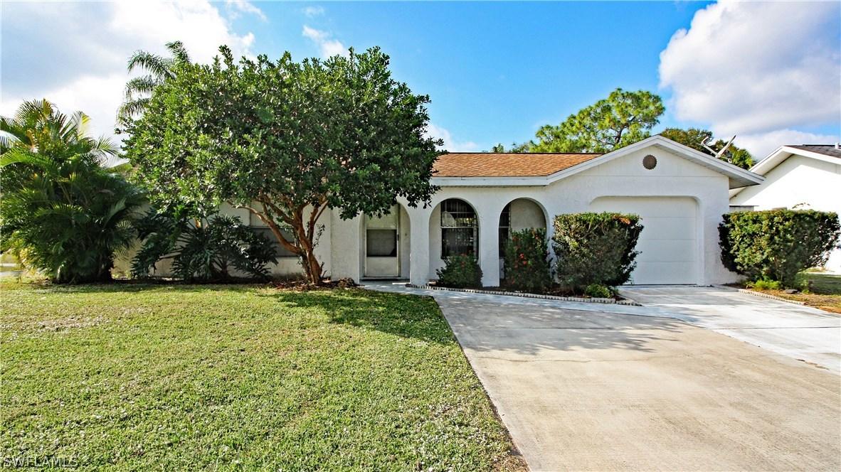 10728 Figtree Ct., Lehigh Acres, FL 33936