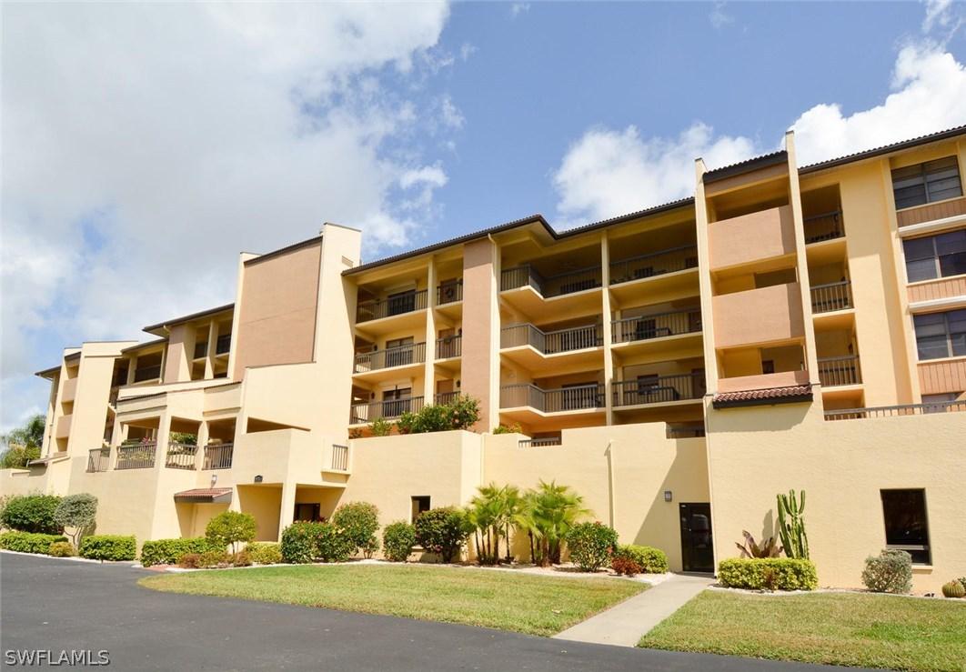 4013 SE 20th Pl. #201, Cape Coral, FL 33904