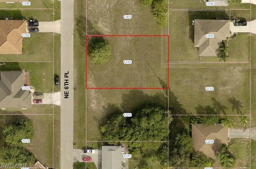 1233 NE 6th Pl., Cape Coral, FL 33909