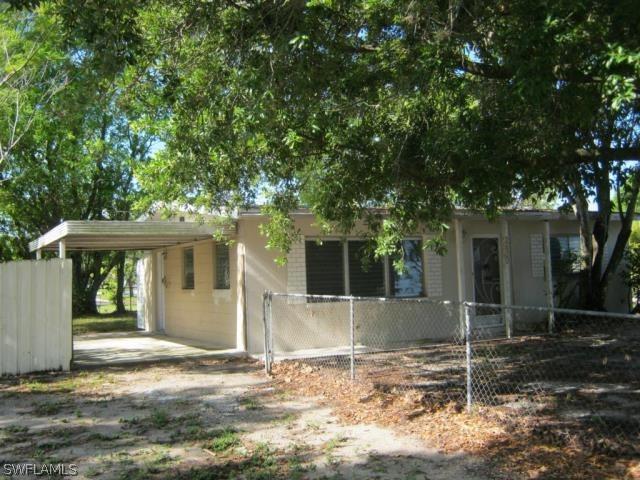 2600 Ashwood St., Fort Myers, FL 33901