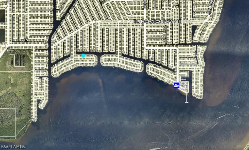 425 Bayshore Dr., Cape Coral, FL 33904