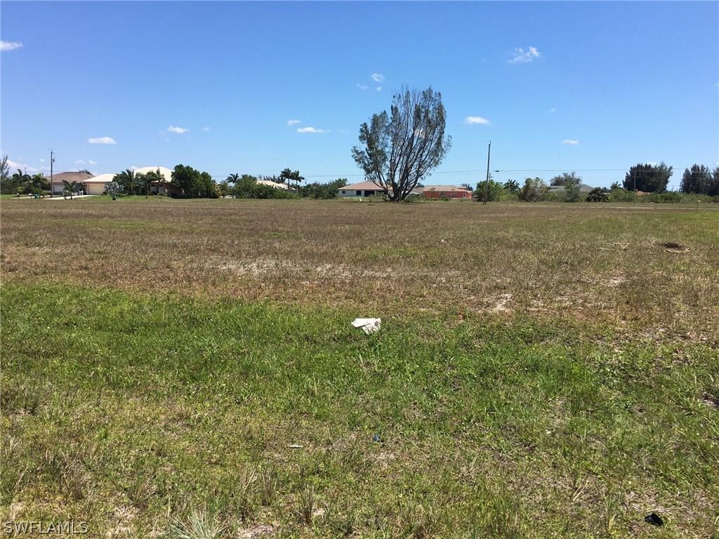 3322 NW 1st Ter., Cape Coral, FL 33993