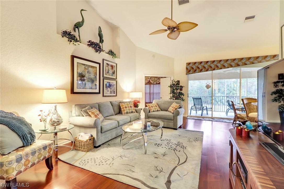 5335 Andover Dr. #202, Naples, FL 34110