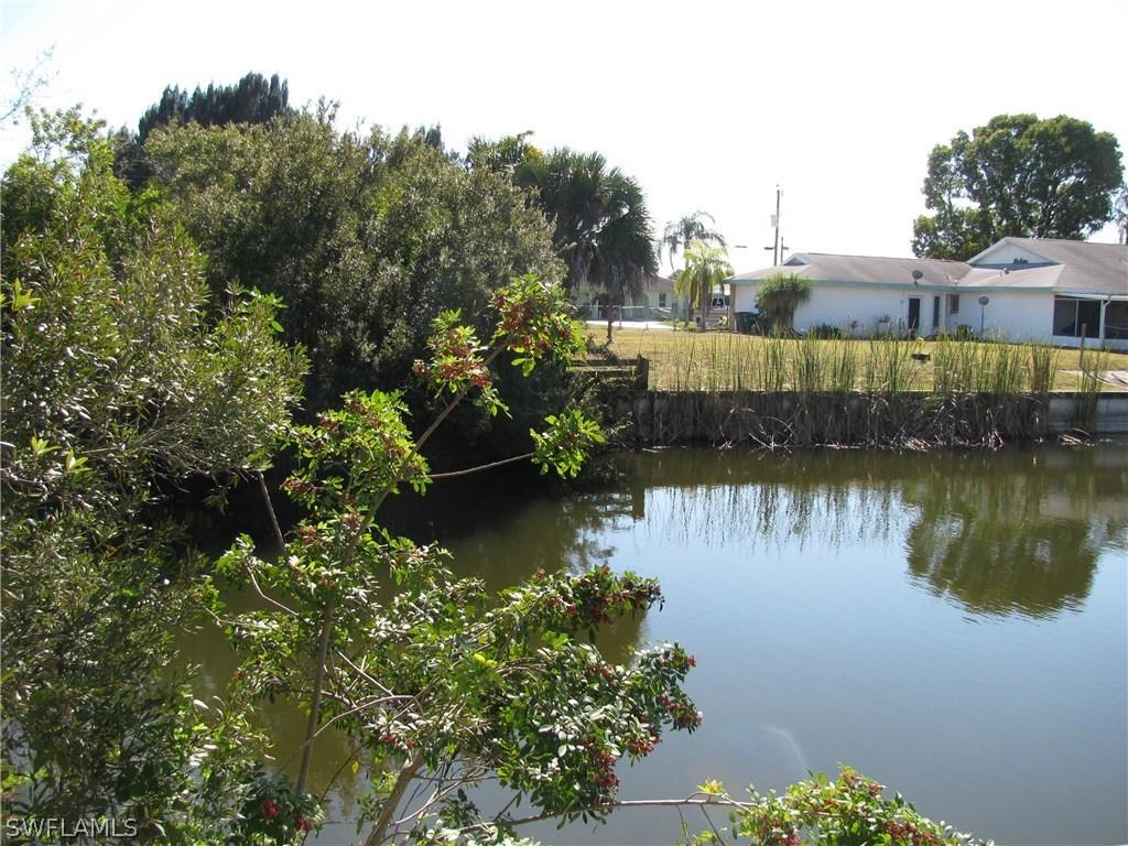 706 SE 4th St., Cape Coral, FL 33990