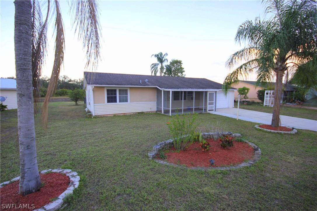 10715 Guavatree Ct., Lehigh Acres, FL 33936