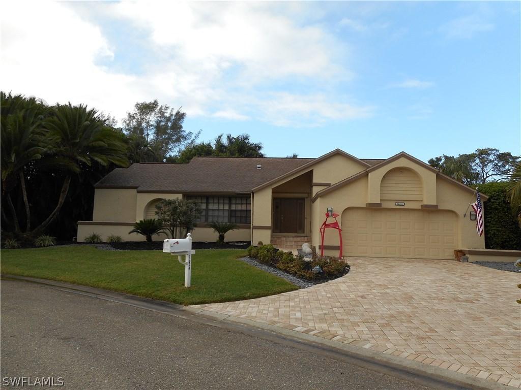 12494 Barrington Ct., Fort Myers, FL 33908