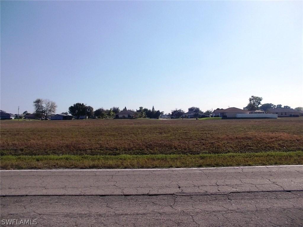 1838 Diplomat Pkwy., Cape Coral, FL 33909