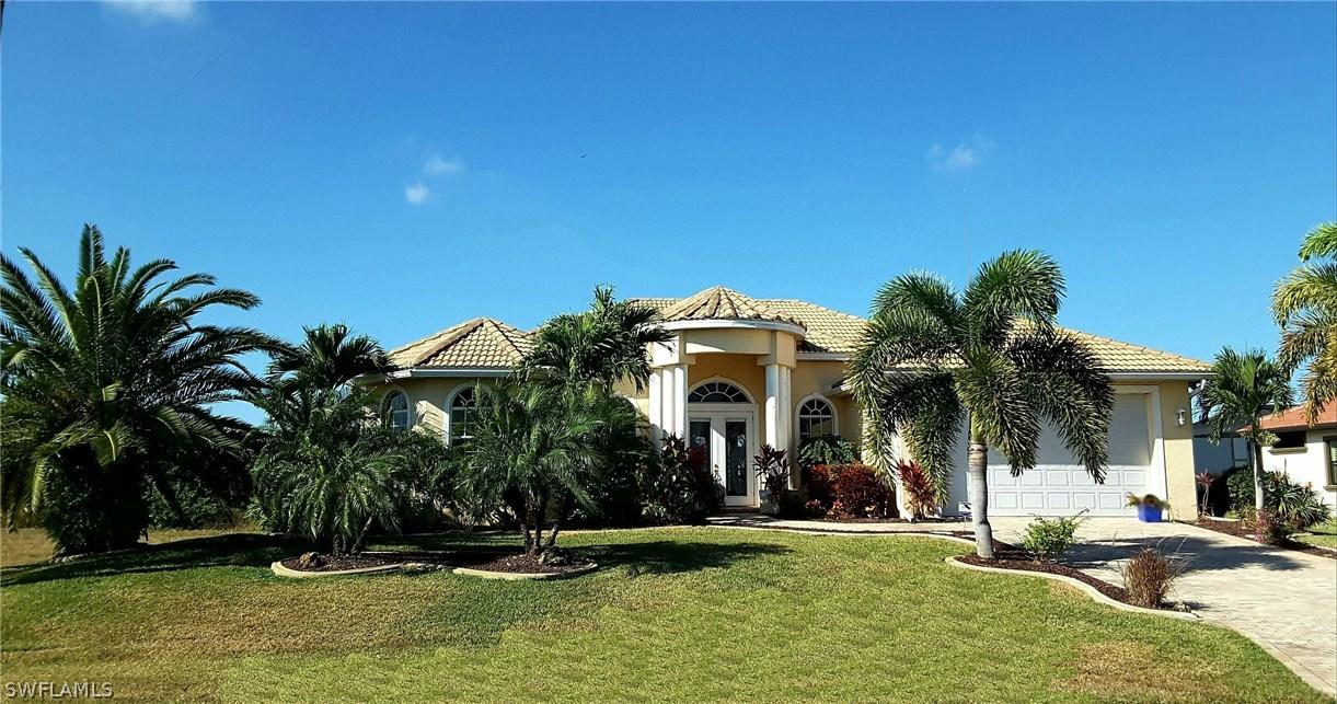 2422 NW 3rd Pl., Cape Coral, FL 33993