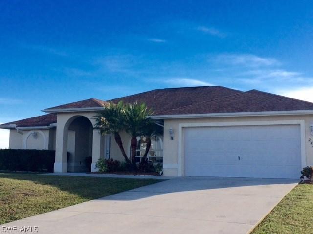 2425 NE 5th Pl., Cape Coral, FL 33909