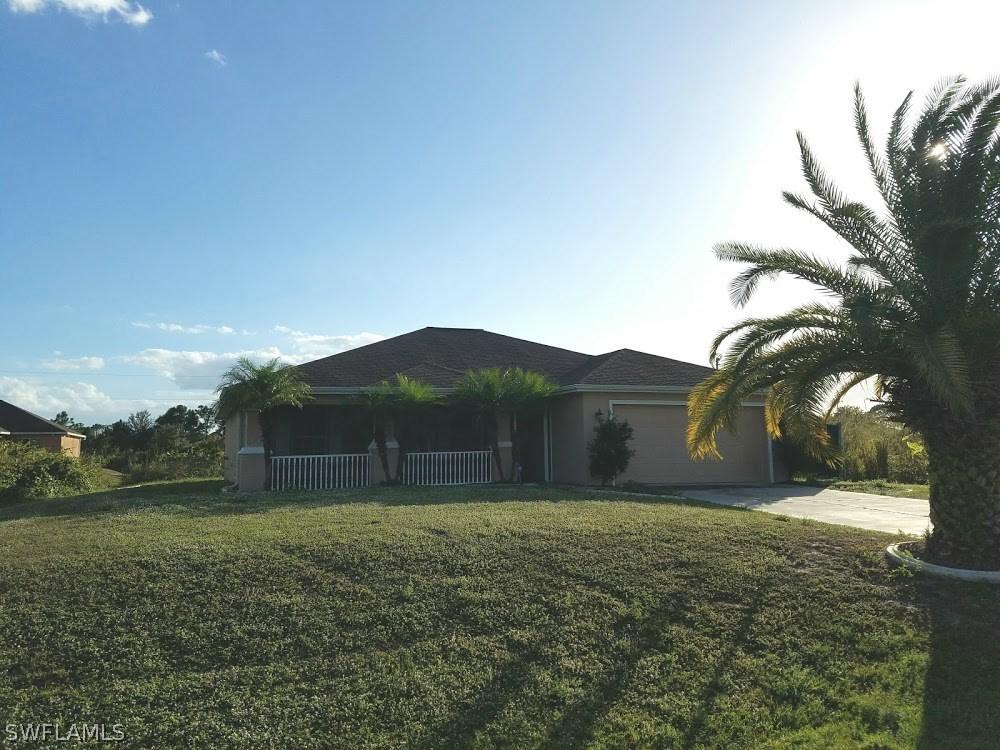 844 Wolverine St., Lehigh Acres, FL 33974