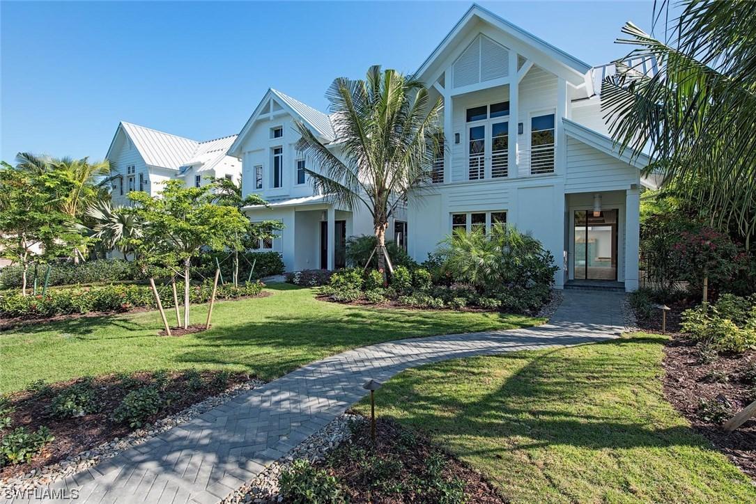 1031 6th St., Naples, FL 34102