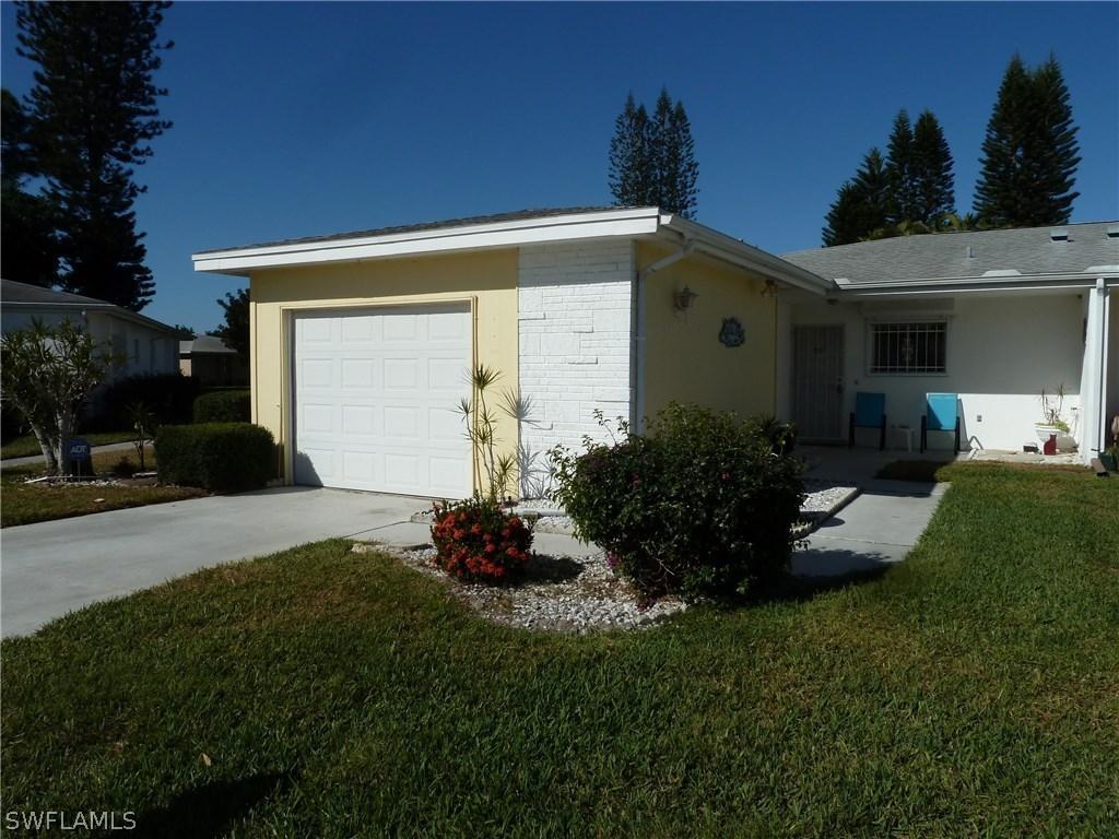 8645 Flores Ct., Fort Myers, FL 33907