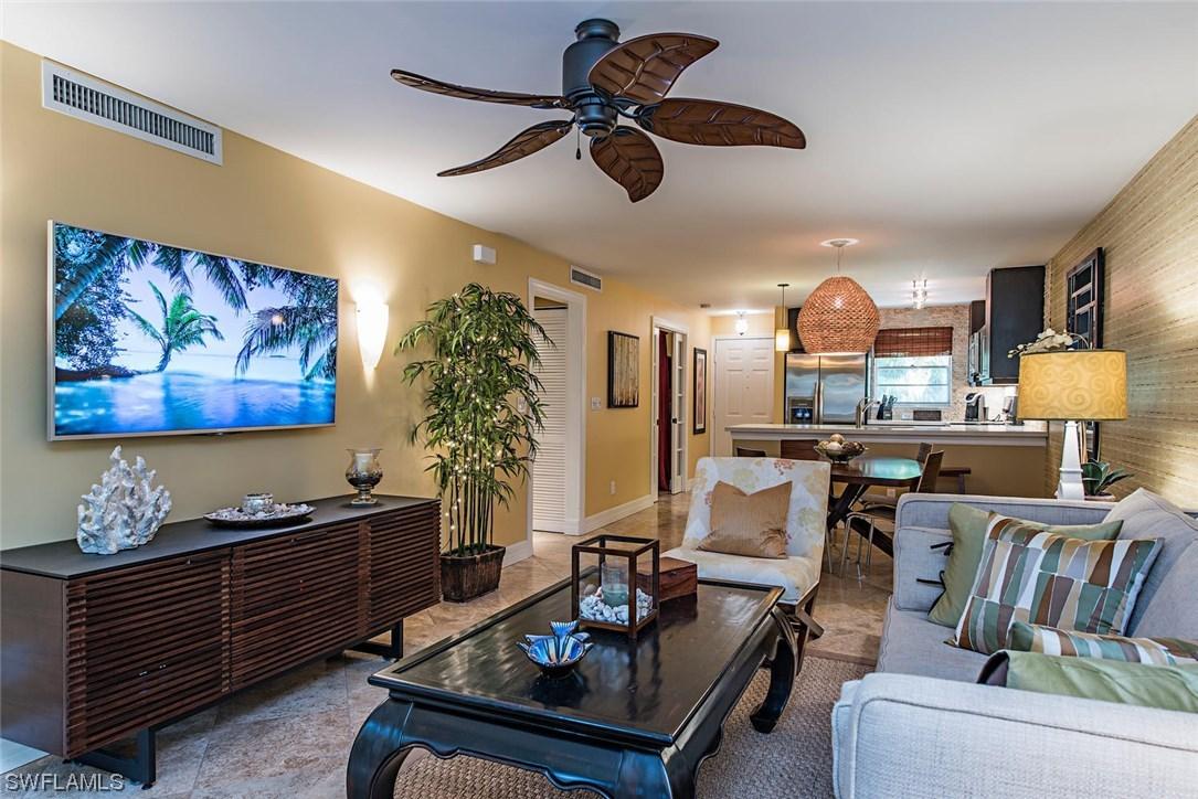 255 2nd Ave. #B2, Naples, FL 34102