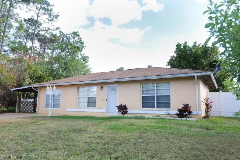 10 E 10th St., Lehigh Acres, FL 33972