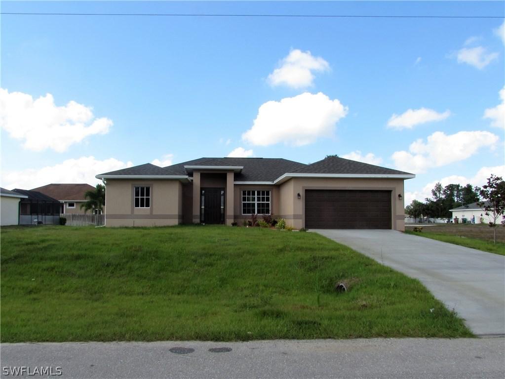 1726 NE 34th Ln., Cape Coral, FL 33909