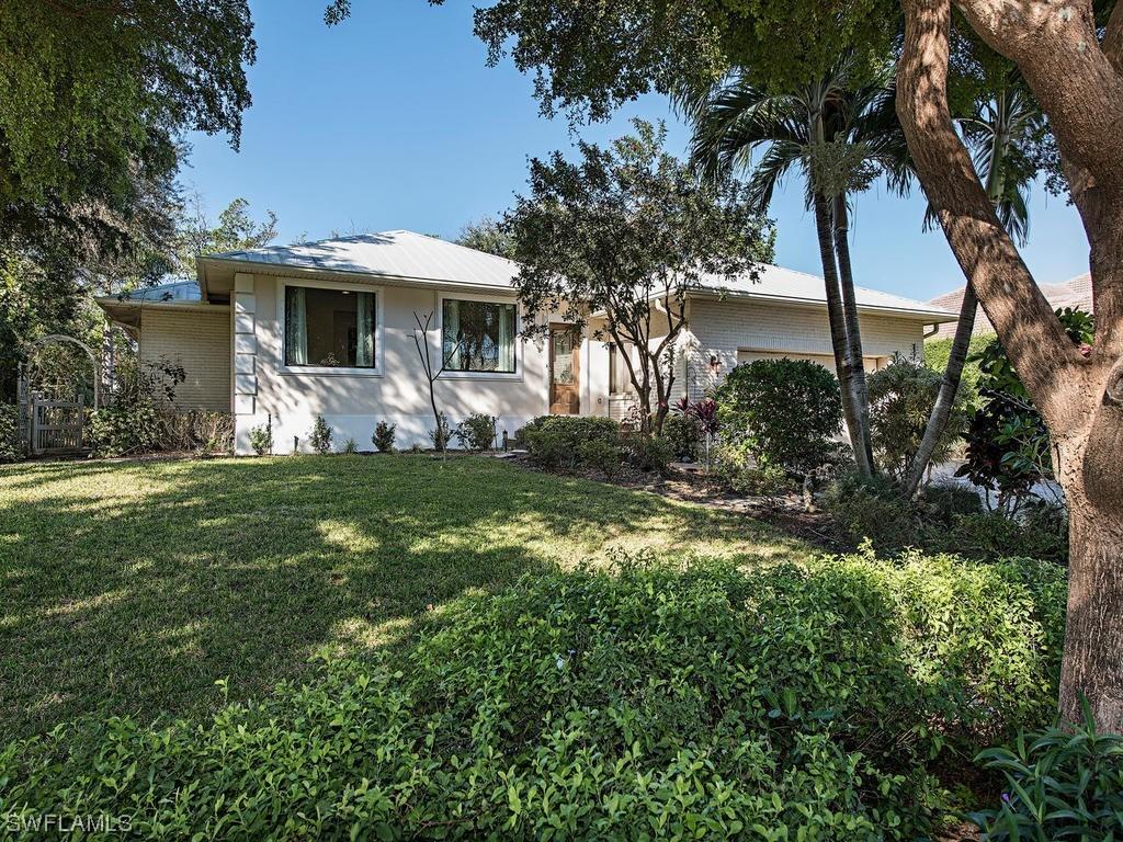 5127 Seashell Ave., Naples, FL 34103