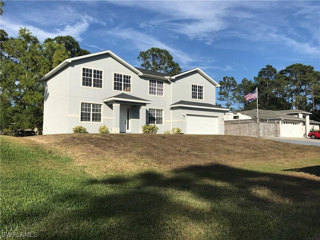 5562 Benton St., Lehigh Acres, FL 33971