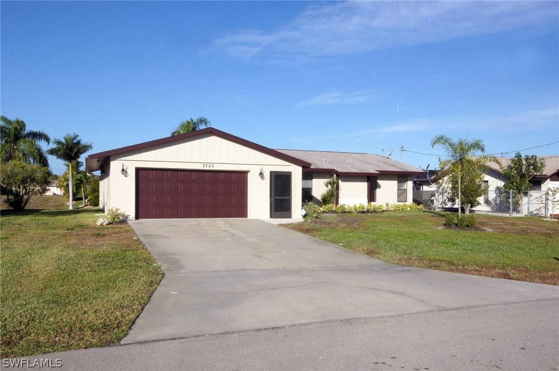 3720 SE 13th Pl., Cape Coral, FL 33904
