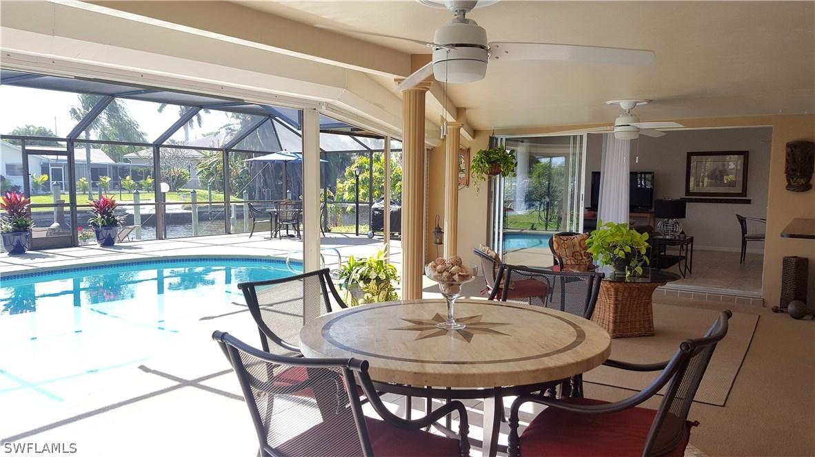418 Avalon Dr., Cape Coral, FL 33904