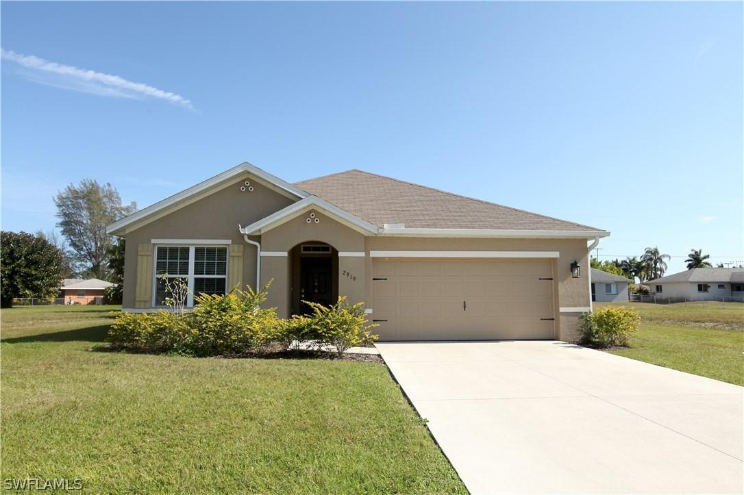 2919 SW 4th Pl., Cape Coral, FL 33914