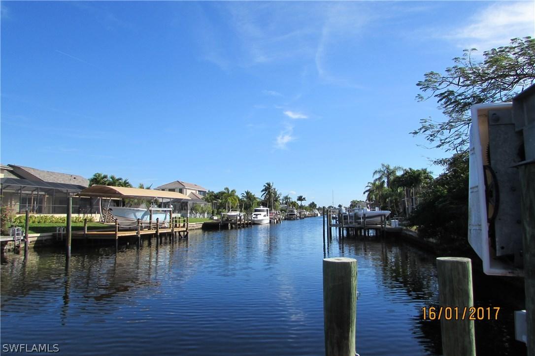 1527 SW 53rd Ter., Cape Coral, FL 33914