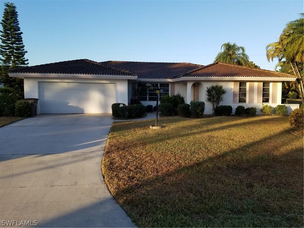 5242 Elm Ct., Cape Coral, FL 33904