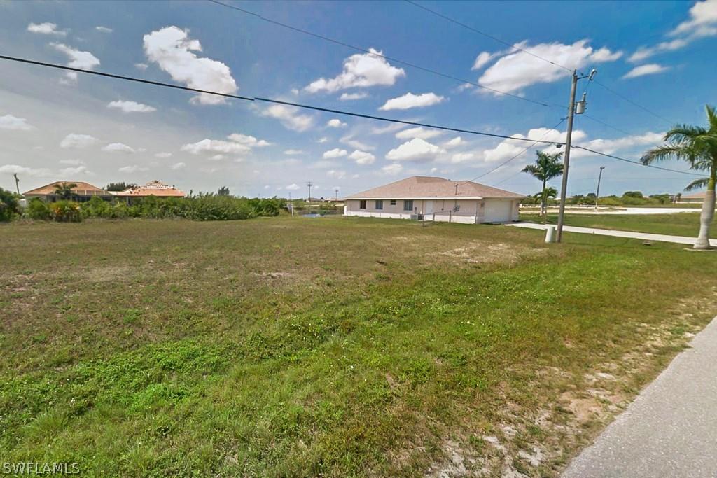 3118 NW 14th Ter., Cape Coral, FL 33993